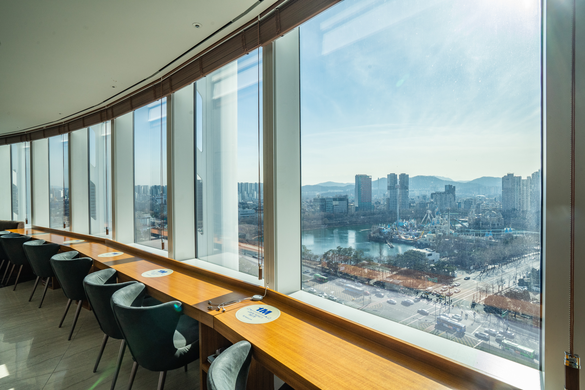 밝은눈안과 잠실점