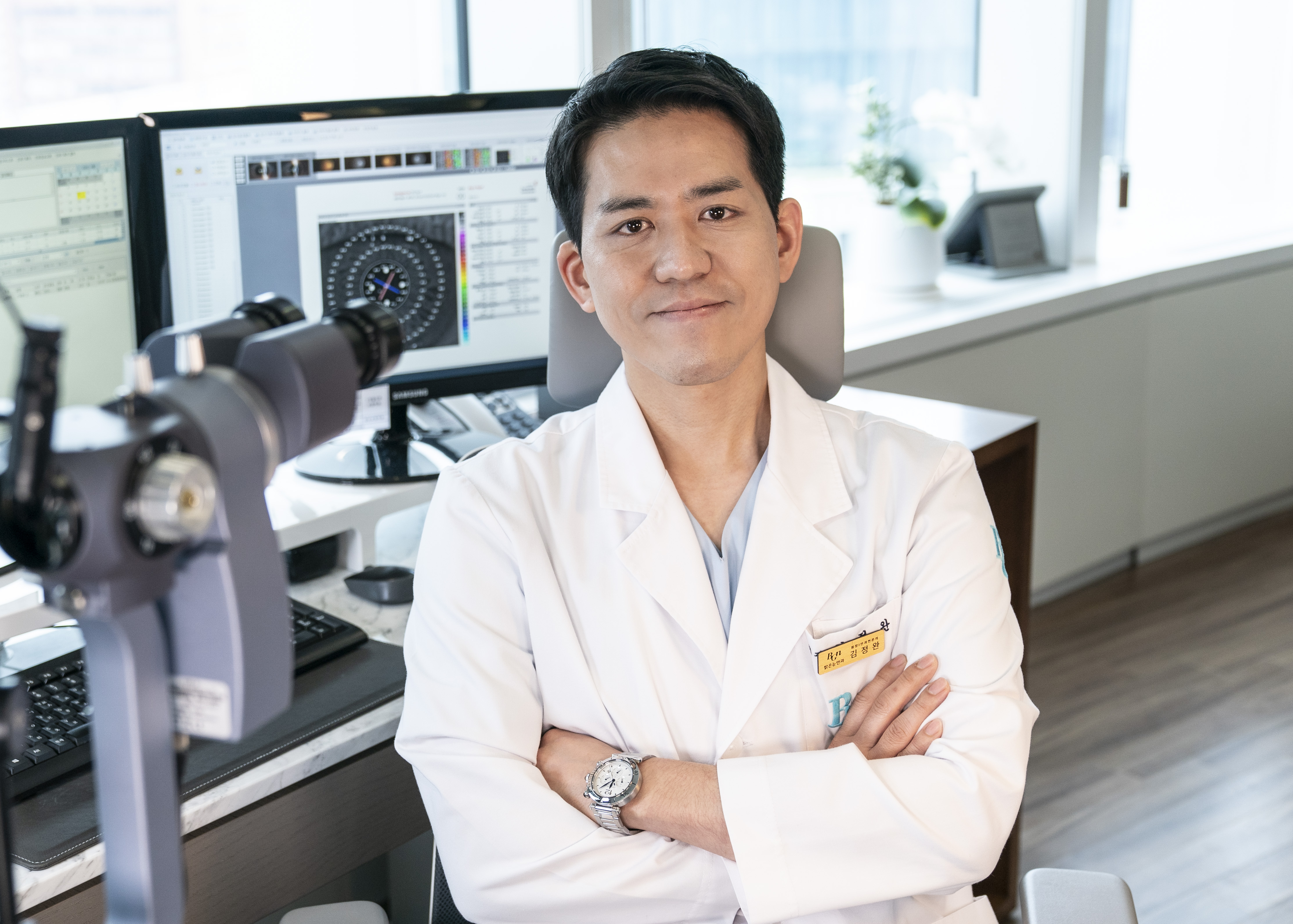 BGN밝은눈안과 김정완 원장
